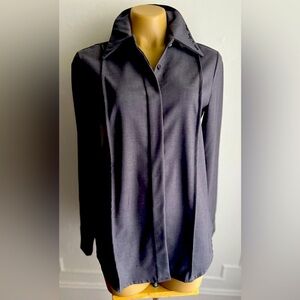 Beautiful button down shirt, woman, size 40 European, fits S, Made in Italy